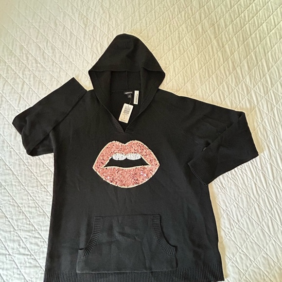 Torrid Black Sweater with Sequin Lips Design - Picture 3 of 10